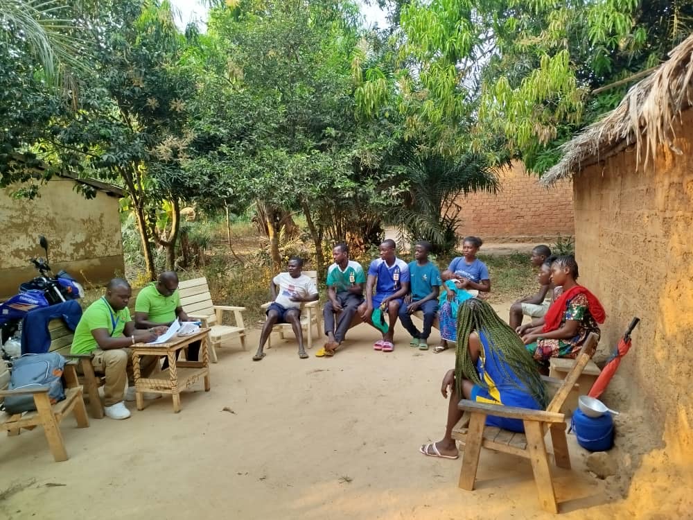 L’équipe NDOYE en mission d’évaluation et d’identification au sein d'un village